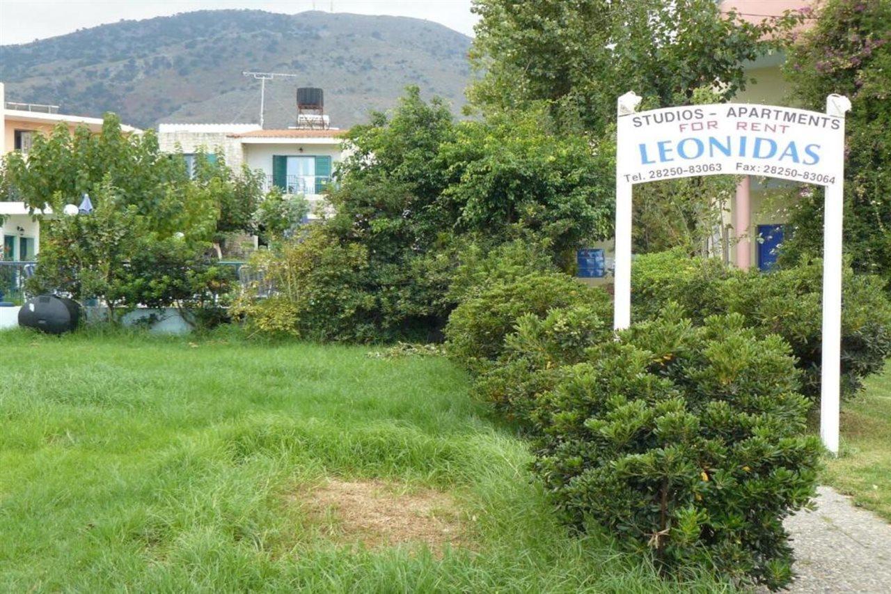 Leonidas Studios & Apartments Jeorjúpoli Kültér fotó