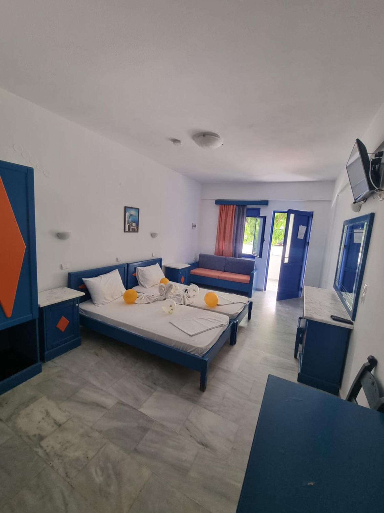 Leonidas Studios & Apartments Jeorjúpoli Kültér fotó
