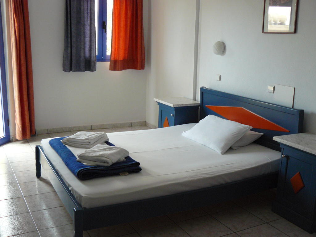 Leonidas Studios & Apartments Jeorjúpoli Szoba fotó