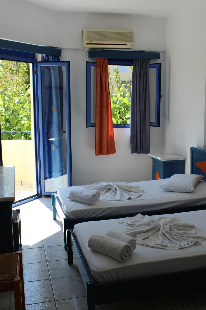 Leonidas Studios & Apartments Jeorjúpoli Kültér fotó